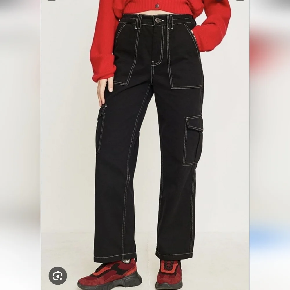 BDG | Urban Outfitters Women's Relaxed Skate Jeans Size 28 Black Cargo - Picture 1 of 7